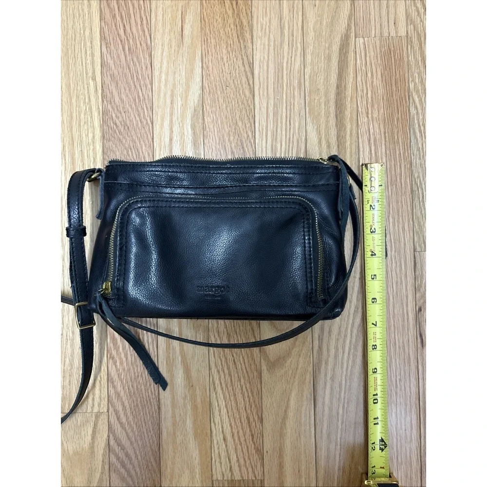 Margot Molly Black Leather Crossbody Minimalist Bag Missing Leather Zipper Pull